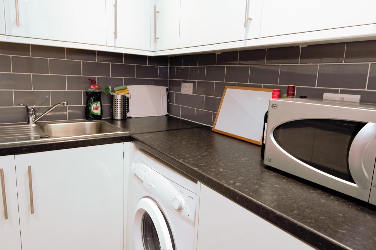 Stylish 2 Bedroom In The Heart Of Greenwich Londra