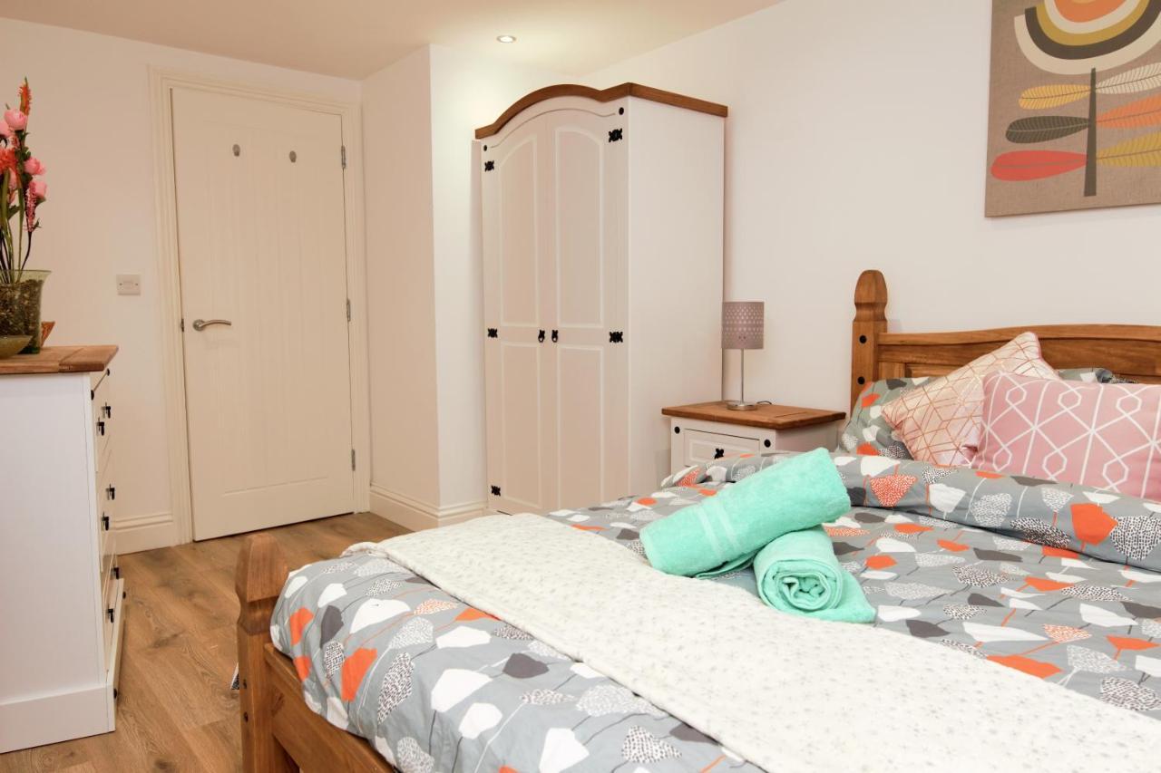 Stylish 2 Bedroom In The Heart Of Greenwich * Londra