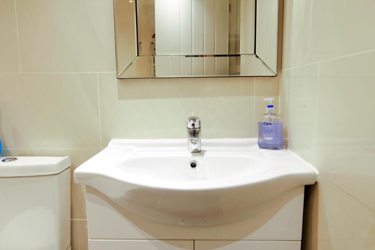 Apartament Stylish 2 Bedroom In The Heart Of Greenwich