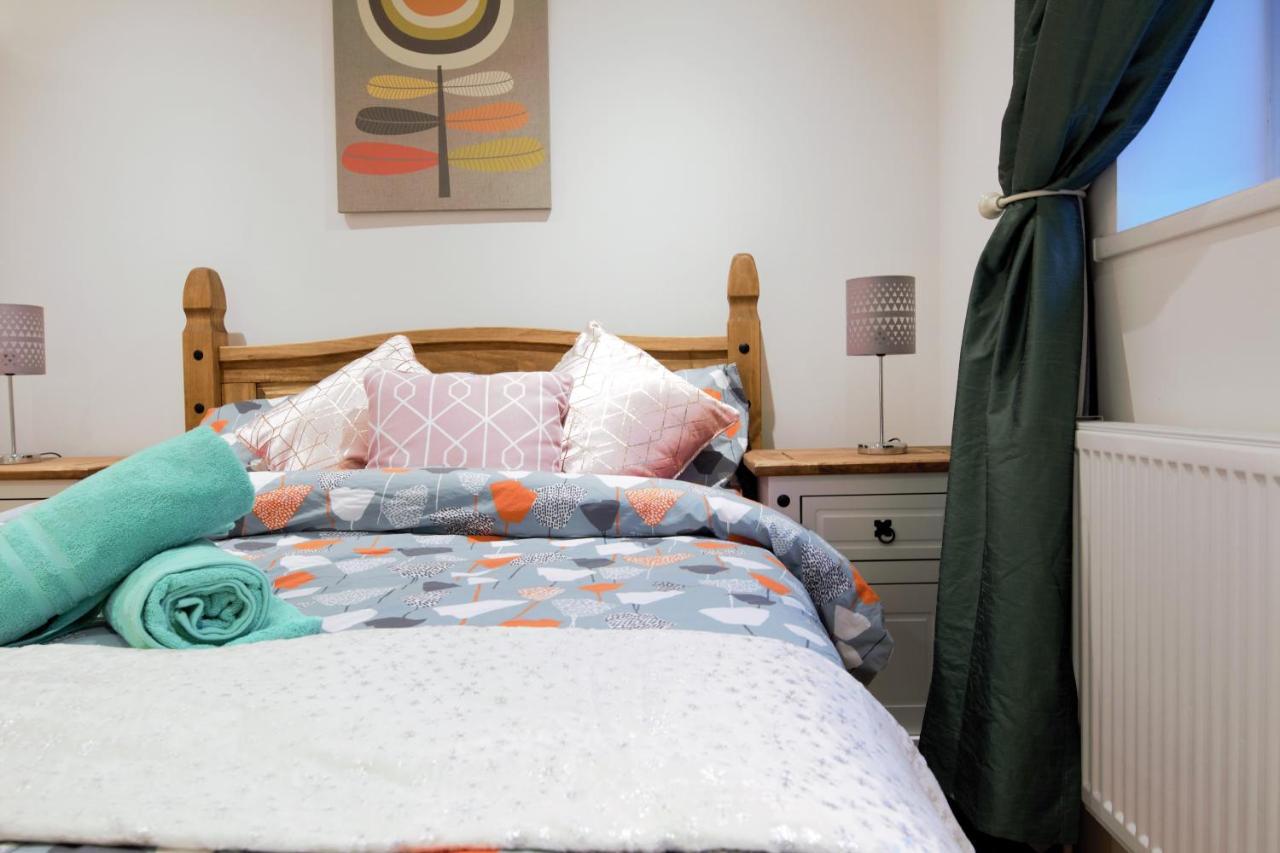Stylish 2 Bedroom In The Heart Of Greenwich Apartament